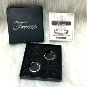 🐊4/$15 New! Silver and Gold Magnetic Copper Heart Ring Set